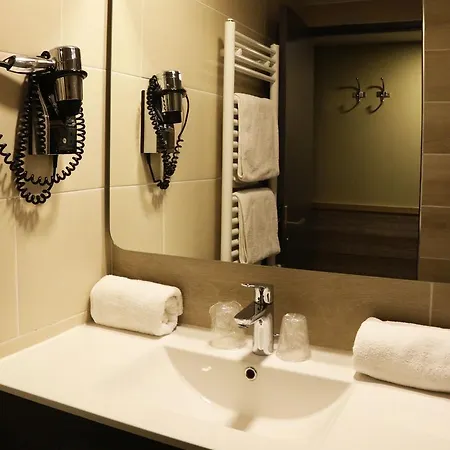 Edelweiss Hotel