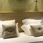 Hotell Edelweiss 3*
