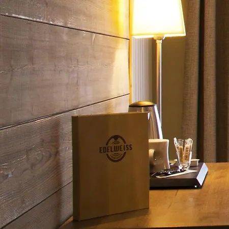 Edelweiss Hotel 3*